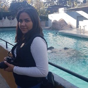 Meet your Posher, Daniela